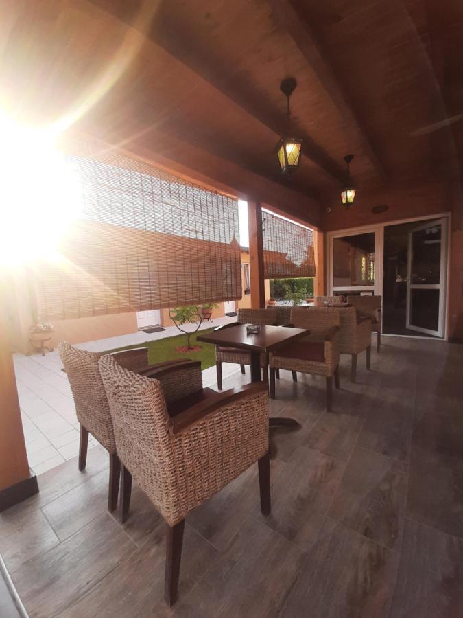 Villa Klara Нови-Сад Экстерьер фото